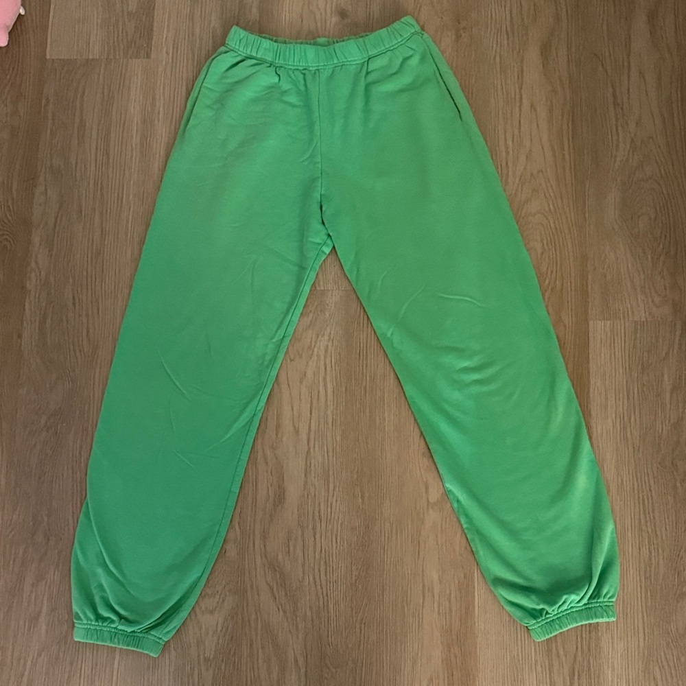 Green Women Cuffed Sweatpants